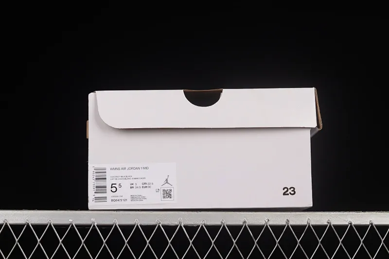 All categories Air Jordan Jordan series basketball shoes Air Jordan 1 Mid G version pure original Air Jordan 1 Mid AJ1 Joe 1 milk white coconut milk China basketball shoes BQ6472-121